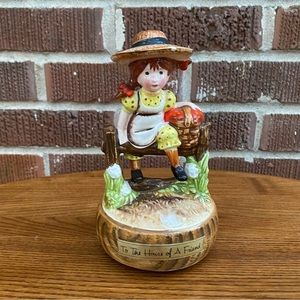 Porcelain Vintage Musical Doll Summer time “To the house of a friend”